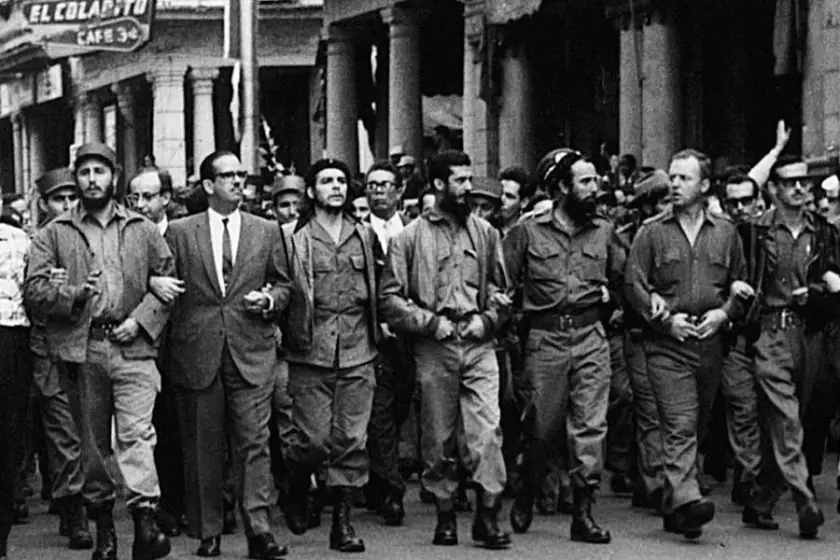 Küba: Devrimin Yolu